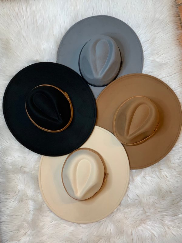 wide brimmed hat Online Sale